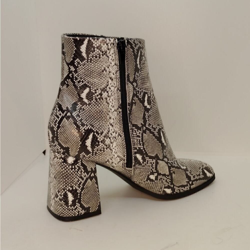 Madden Girl Womans NEW w/Tags Minglee Faux Snakeskin Ankle Boots - sz. 7 WOW!